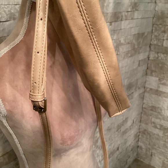 Joy Susan Amelia Ring Tote Bag - Picture 13 of 13